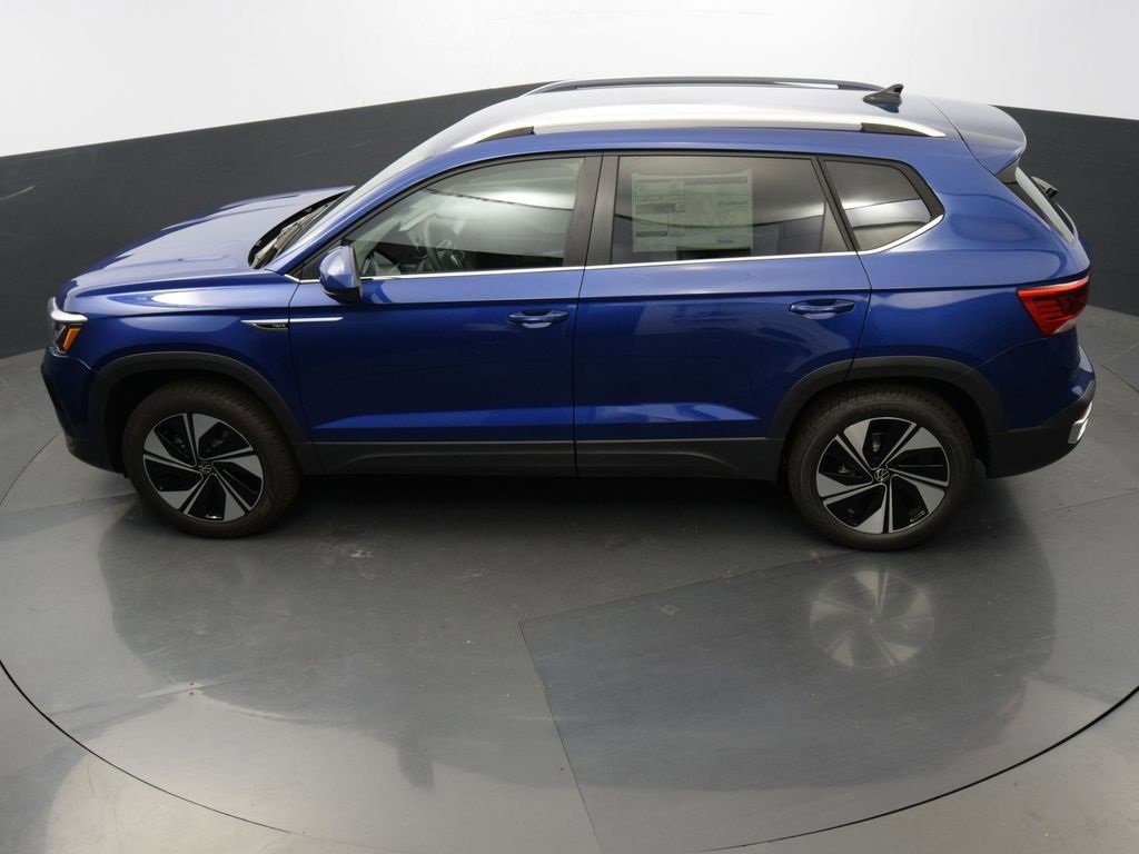 Used 2024 Volkswagen Taos SE image 41