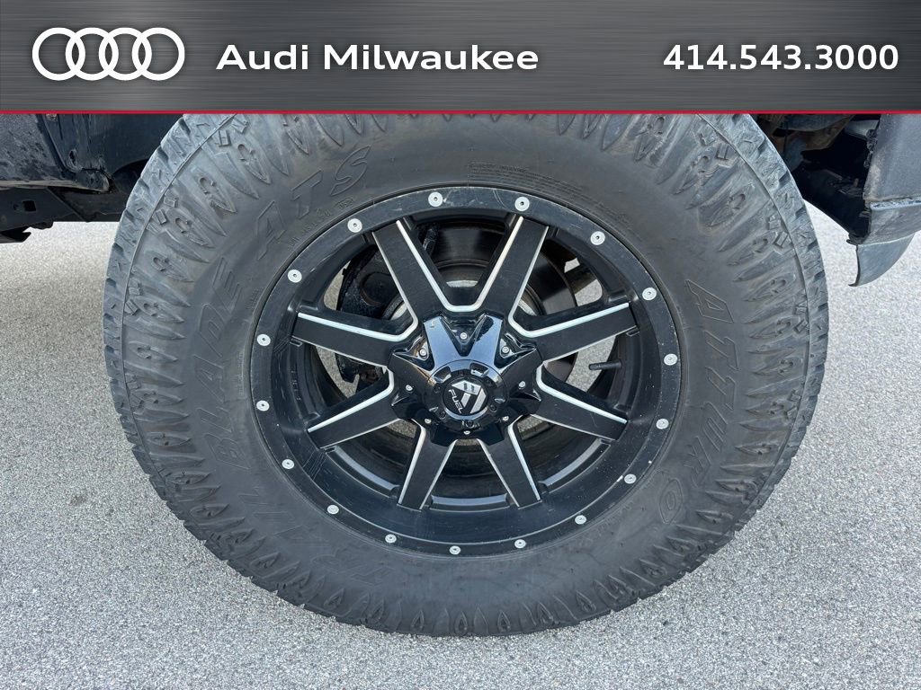 Used 2013 Chevrolet Silverado 2500 LTZ w/ LTZ Plus Package image 2
