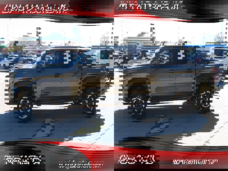 Used 2024 Toyota Tacoma TRD Off-Road image 38