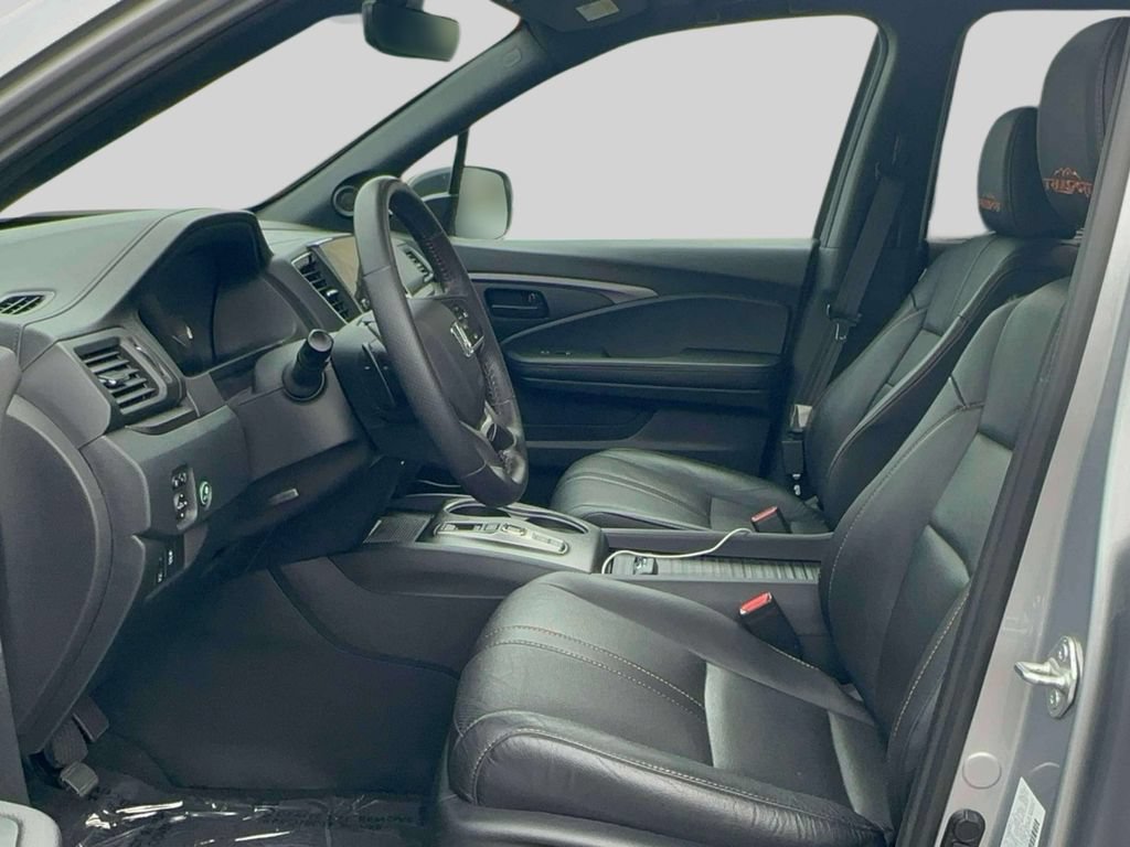 Certified 2023 Honda Passport TrailSport image 14