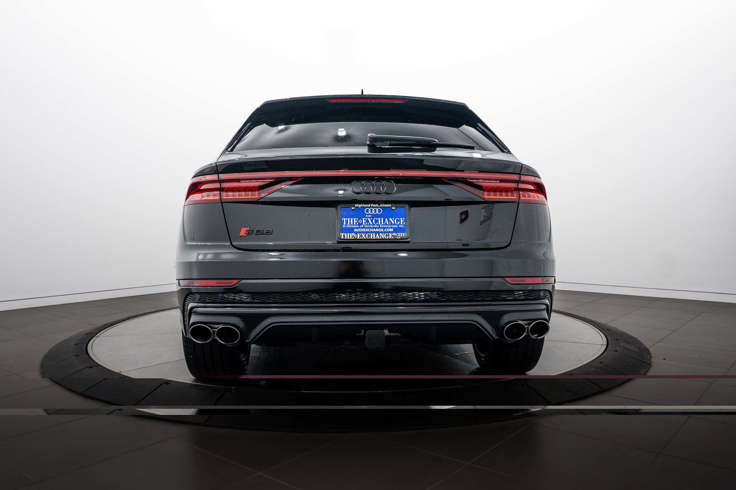 Used 2023 Audi SQ8 Prestige AWD/4WD image 26