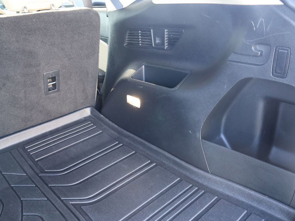 Used 2021 Ford Edge SEL w/ Cargo Accessory Package image 33