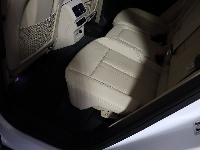 Used 2023 Audi Q5 e Prestige w/ Prestige Package AWD/4WD image 31