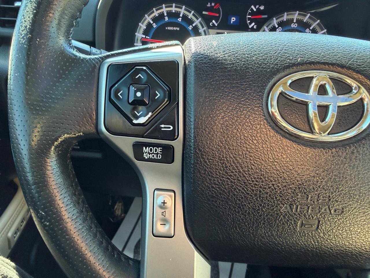 Used 2015 Toyota 4Runner Limited image 52