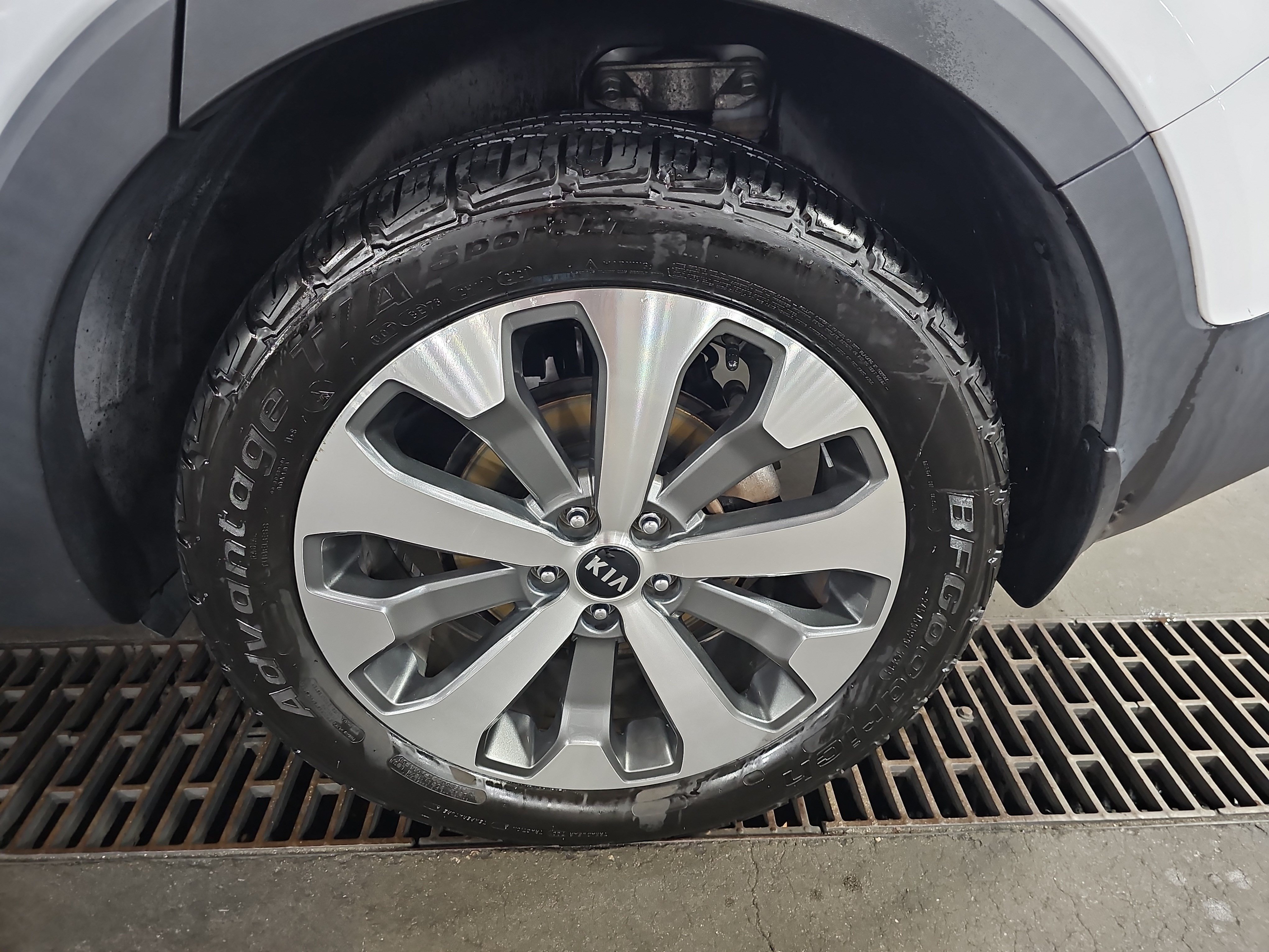 Used 2020 Kia Telluride EX w/ EX Premium Package AWD/4WD image 34