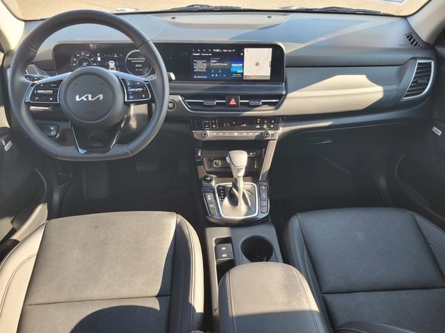 Used 2024 Kia Seltos SX w/ SX Sunroof Package image 14