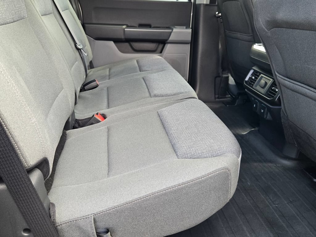 Used 2025 Ford F150 XL w/ Equipment Group 104A Hybrid AWD/4WD image 15