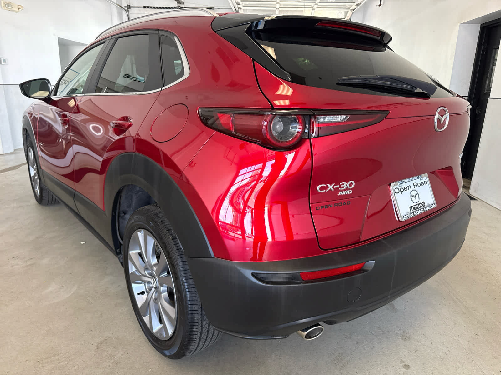 Certified 2025 MAZDA CX-30 AWD 2.5 S w/ Preferred Package image 4