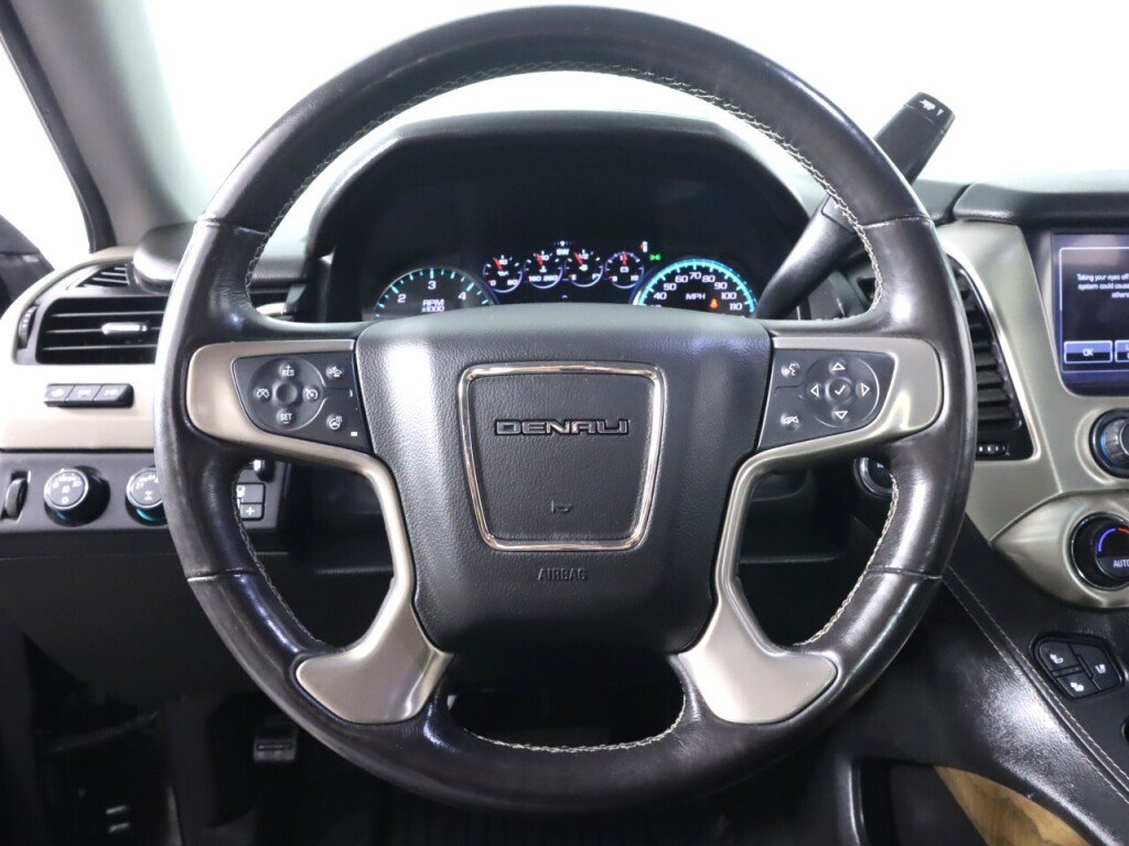 Used 2018 GMC Yukon Denali w/ Denali Ultimate Package AWD/4WD image 13