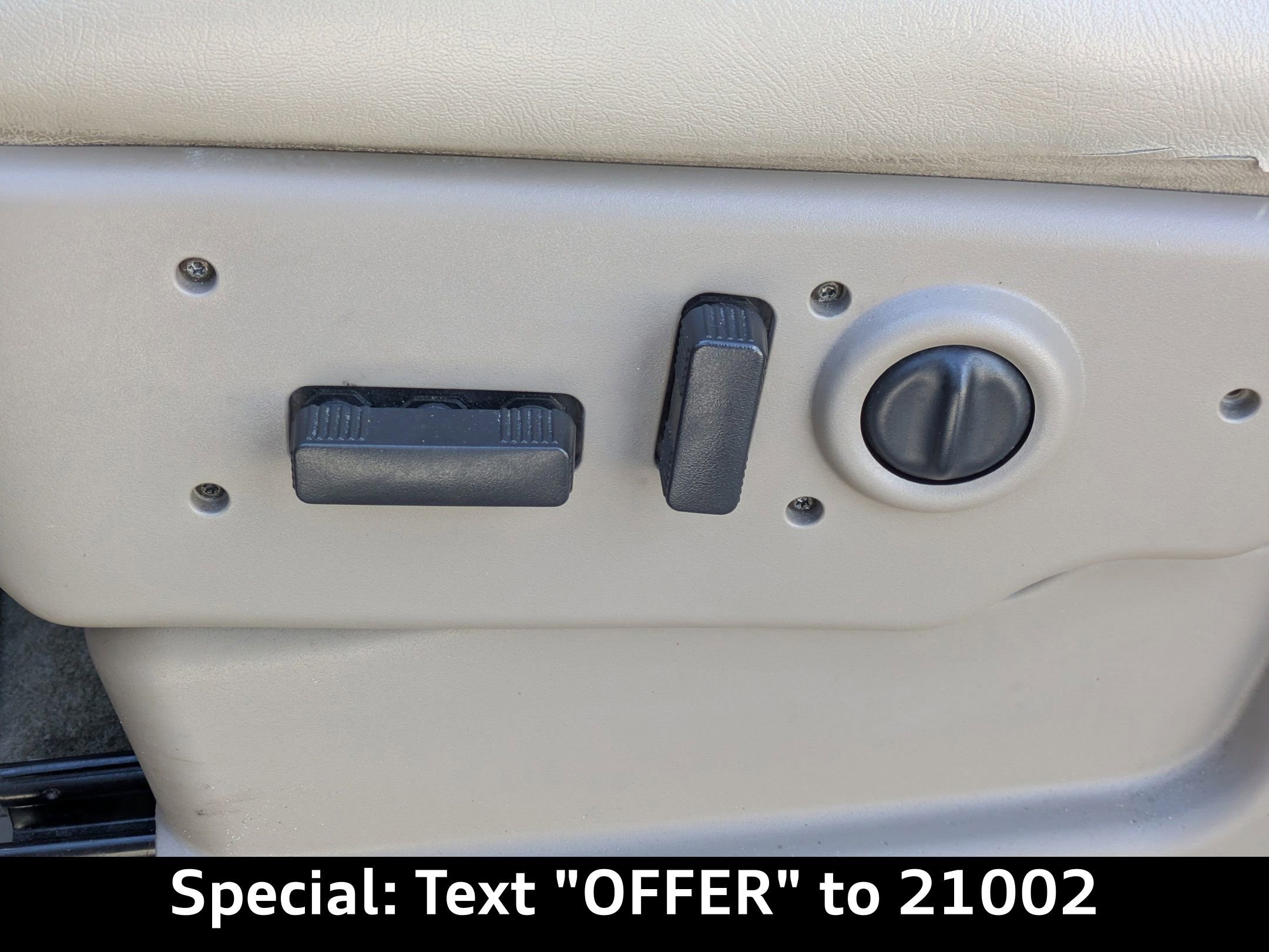 Used 2006 Chevrolet Suburban Z71 w/ Z71 Preferred Equipment Group RWD image 19