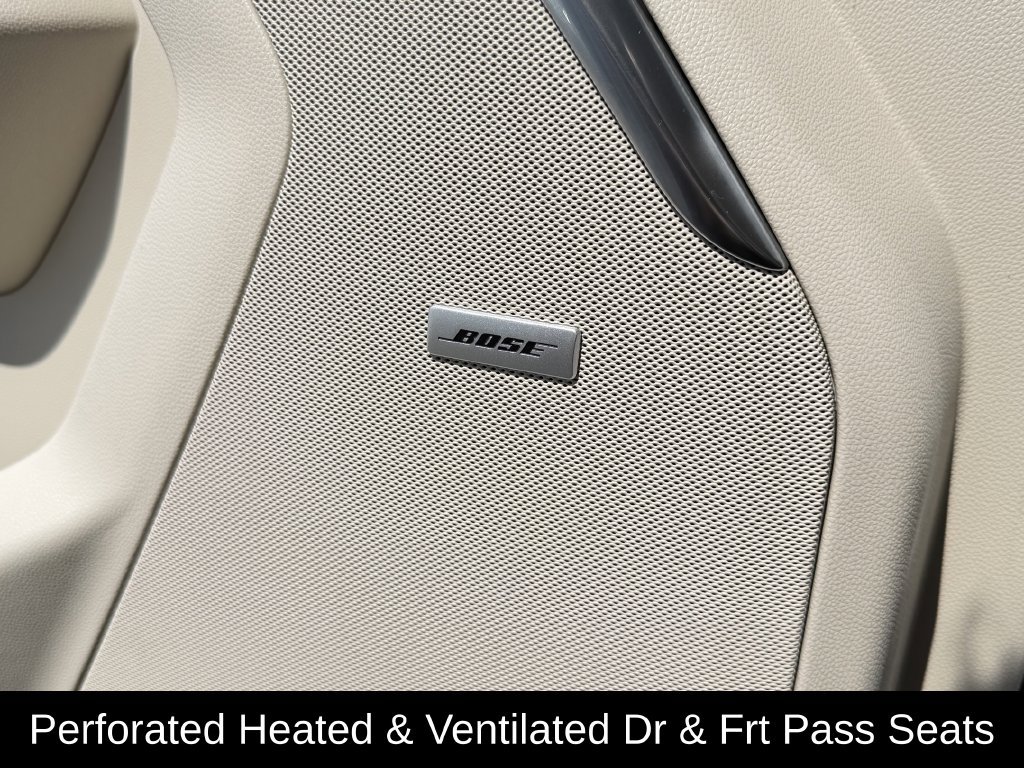 Used 2024 GMC Yukon XL Denali RWD image 28