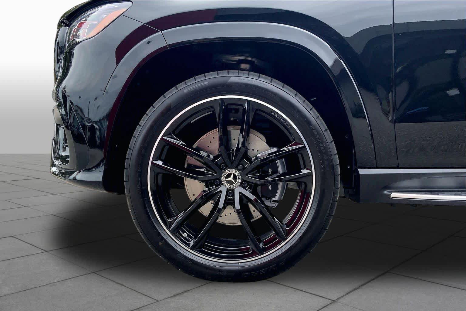 New 2026 Mercedes-Benz GLS 580 4MATIC image 18
