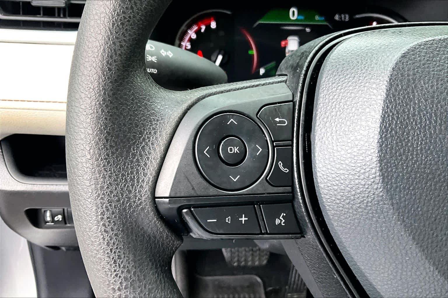 Certified 2025 Toyota RAV4 XLE AWD/4WD image 22
