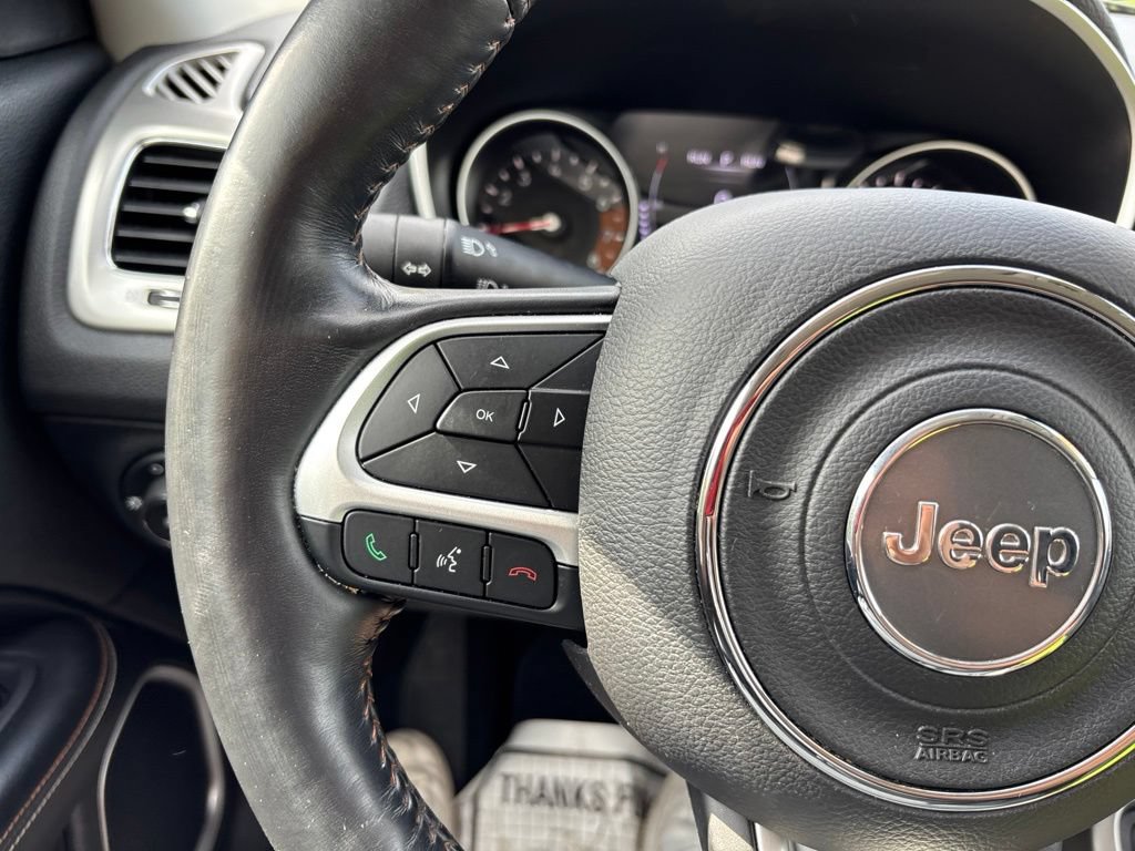 Used 2019 Jeep Compass Latitude w/ Cold Weather Group AWD/4WD image 23