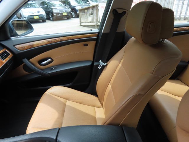Used 2010 BMW 528i Sedan RWD image 18