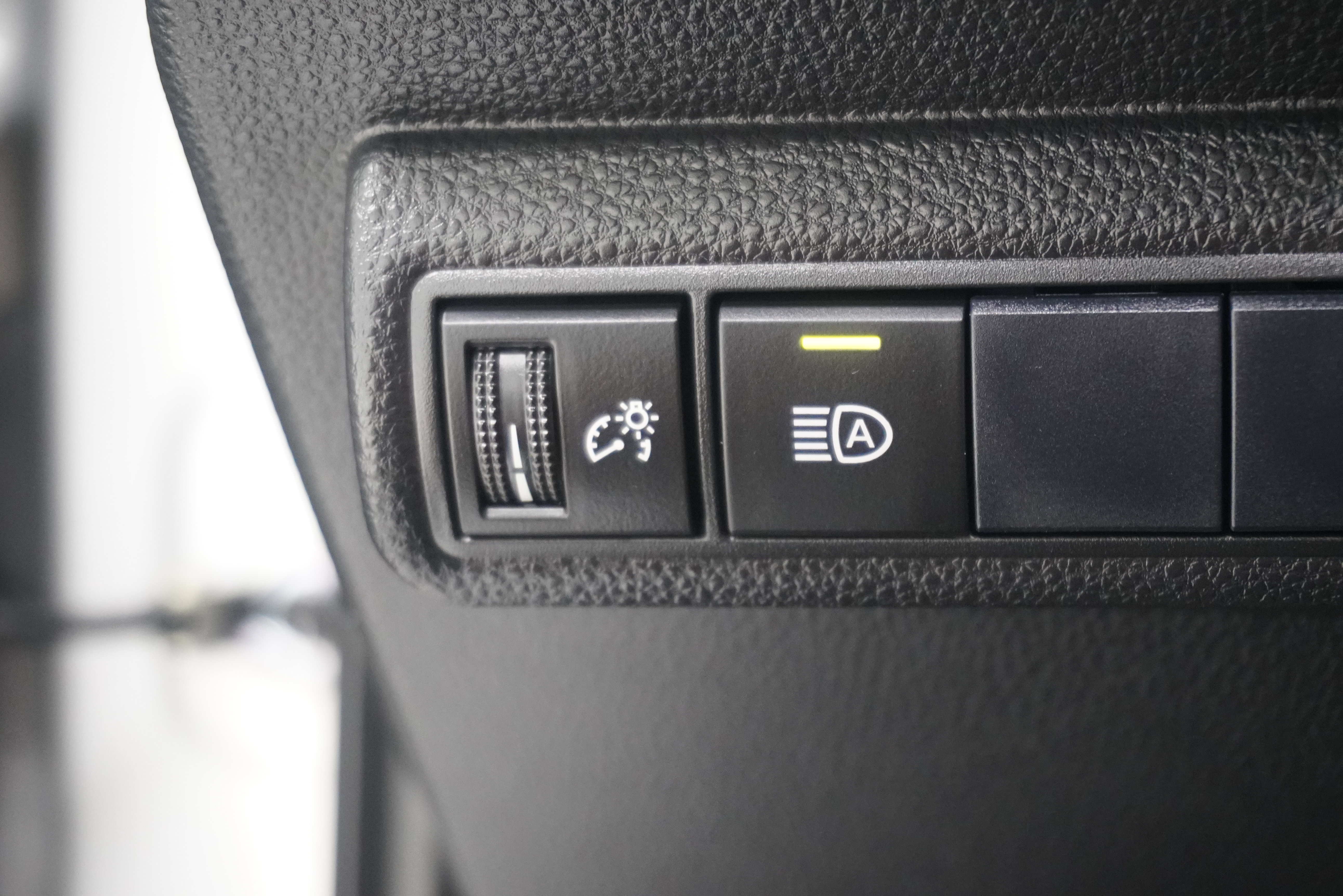 Used 2021 Toyota Corolla SE FWD image 21