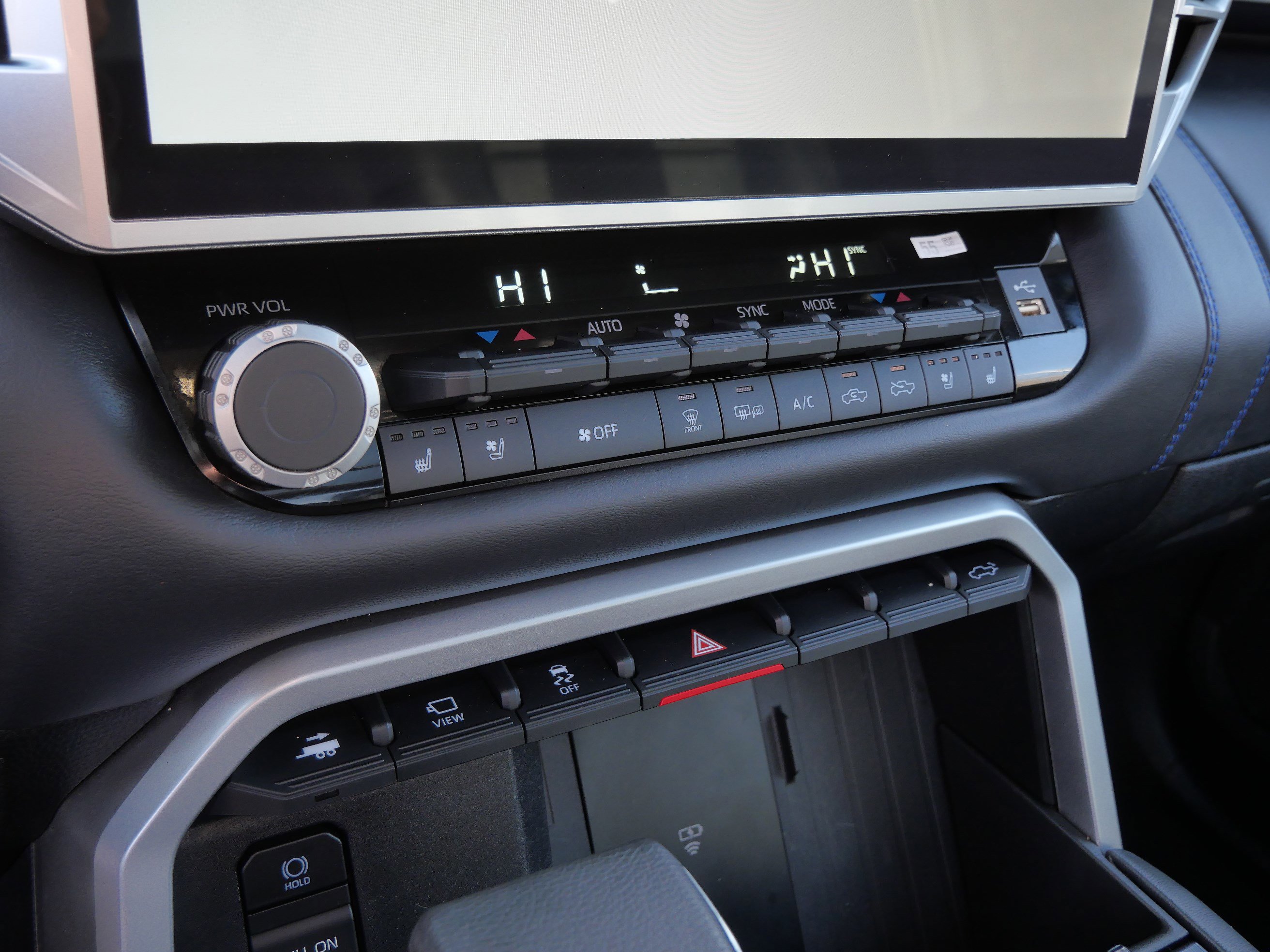 Used 2025 Toyota Tundra Platinum image 23