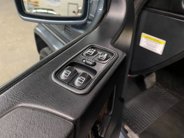 Used 2005 Mercedes-Benz G 500 image 11
