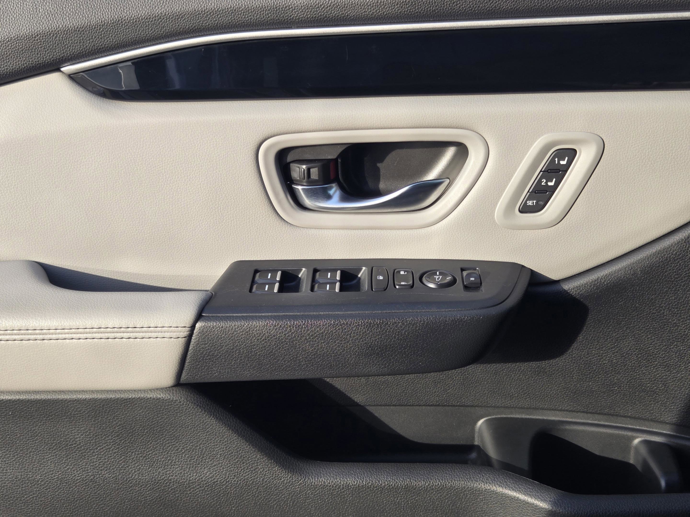 Used 2023 Honda Pilot EX-L image 18