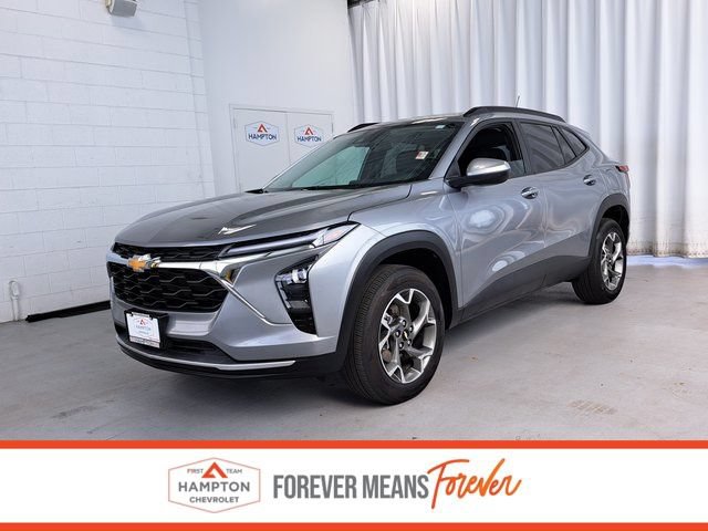 Used 2025 Chevrolet Trax LT w/ LT Convenience Package