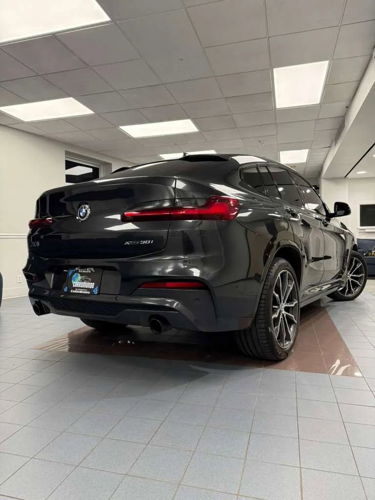 Used 2021 BMW X4 xDrive30i w/ Executive Package AWD/4WD image 6