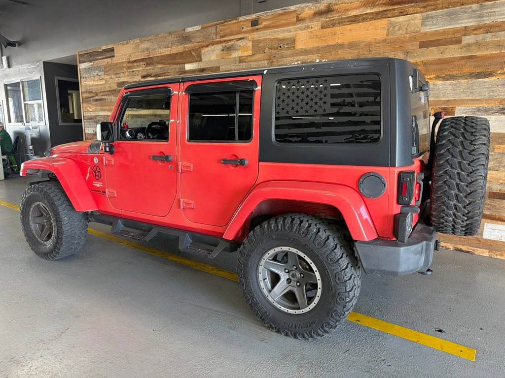 Used 2013 Jeep Wrangler Unlimited Sahara w/ Dual Top Group AWD/4WD image 6