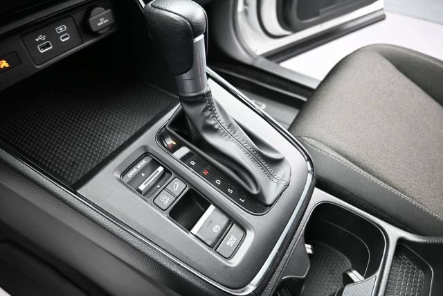 Used 2025 Honda CR-V EX image 12