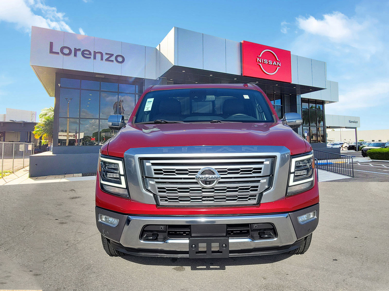 Used 2020 Nissan Titan Platinum Reserve w/ Moonroof Package video 2
