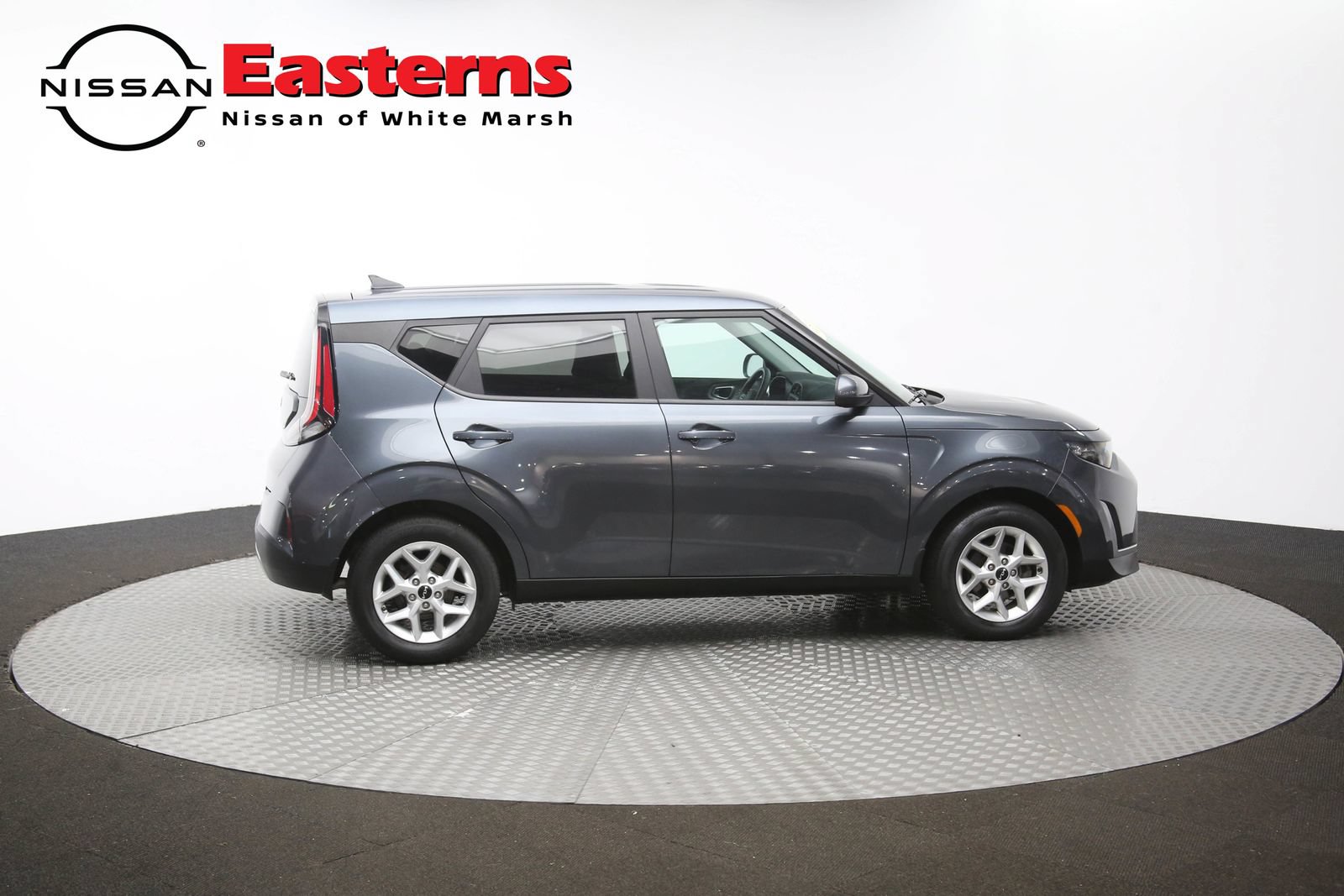 Used 2023 Kia Soul LX w/ LX Technology Package FWD image 41