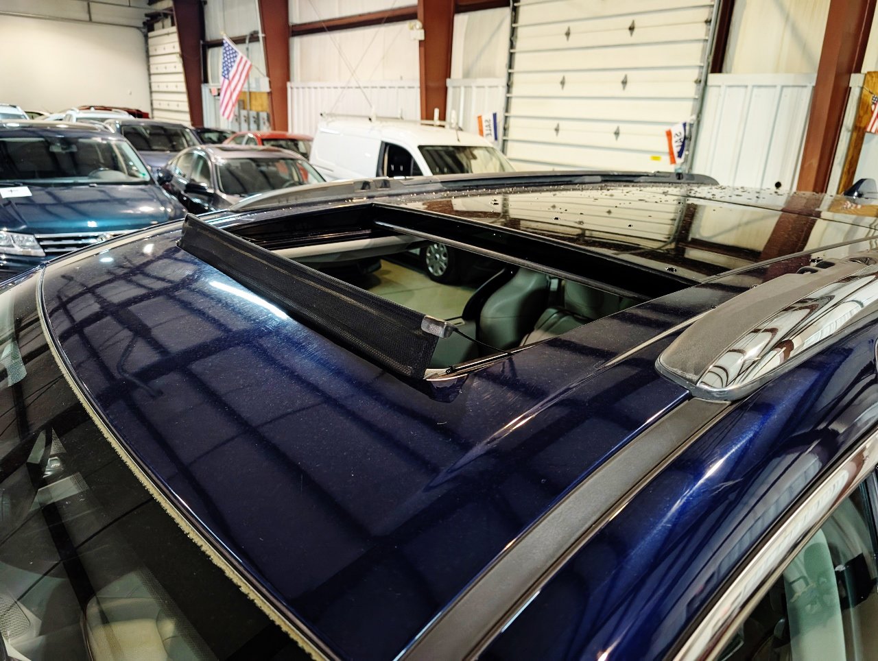 Used 2017 Chrysler Pacifica Limited image 3