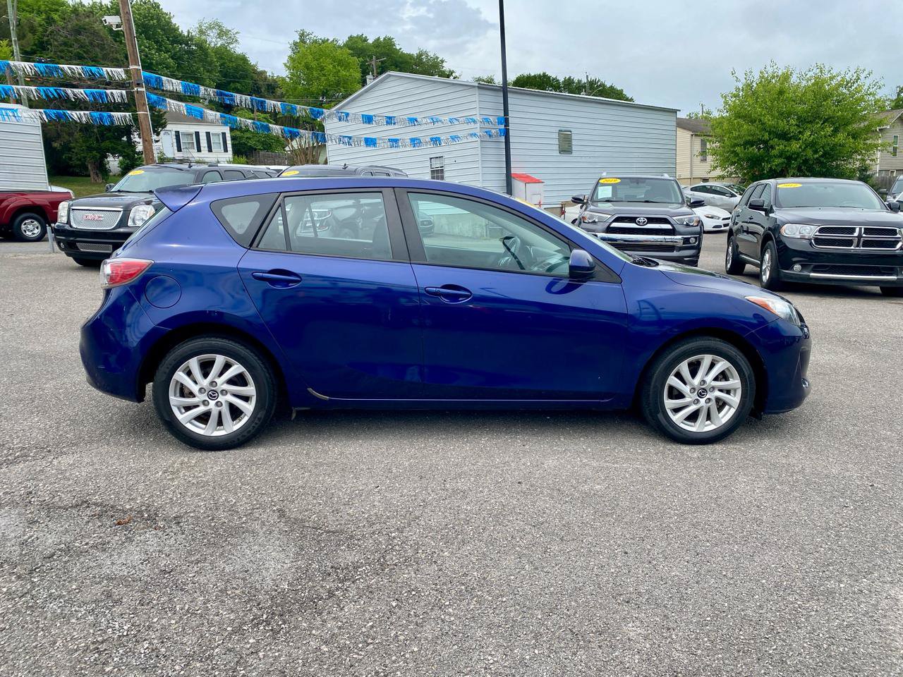 Used 2013 MAZDA MAZDA3 i Touring FWD image 8