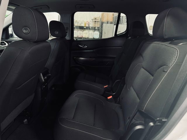 Used 2023 GMC Acadia SLE w/ Driver Convenience Package image 19