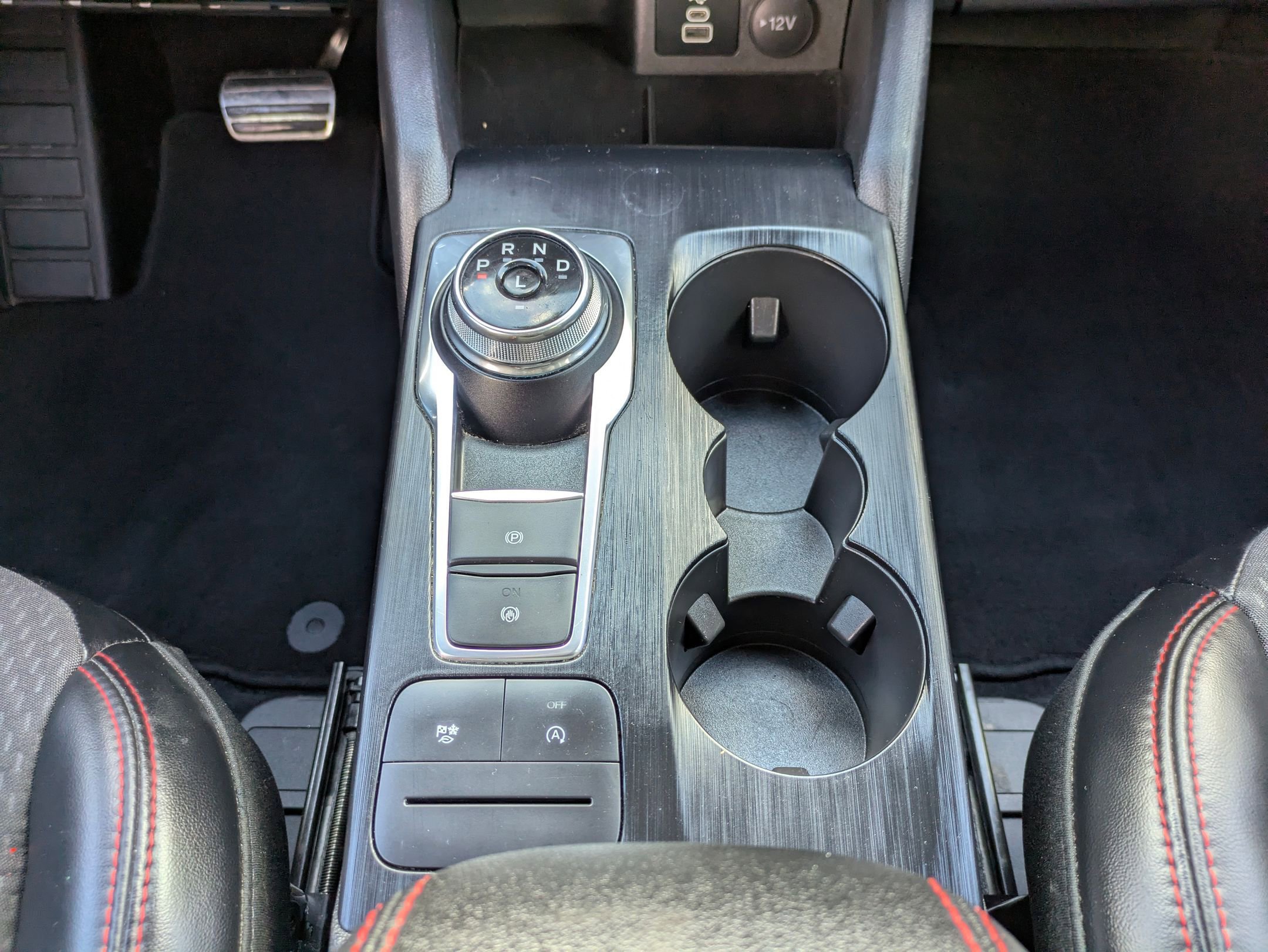 Used 2024 Ford Escape ST-Line image 19