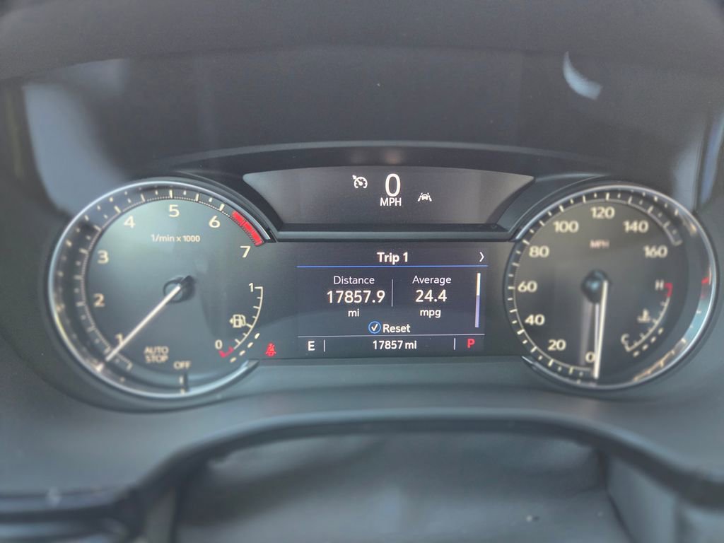 Used 2022 Cadillac XT6 Luxury w/ LPO, Floor Liner Package FWD image 20