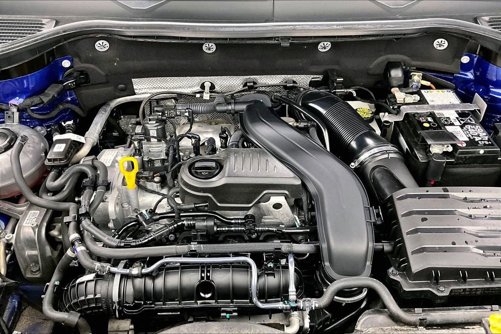 Used 2024 Volkswagen Taos SE image 12