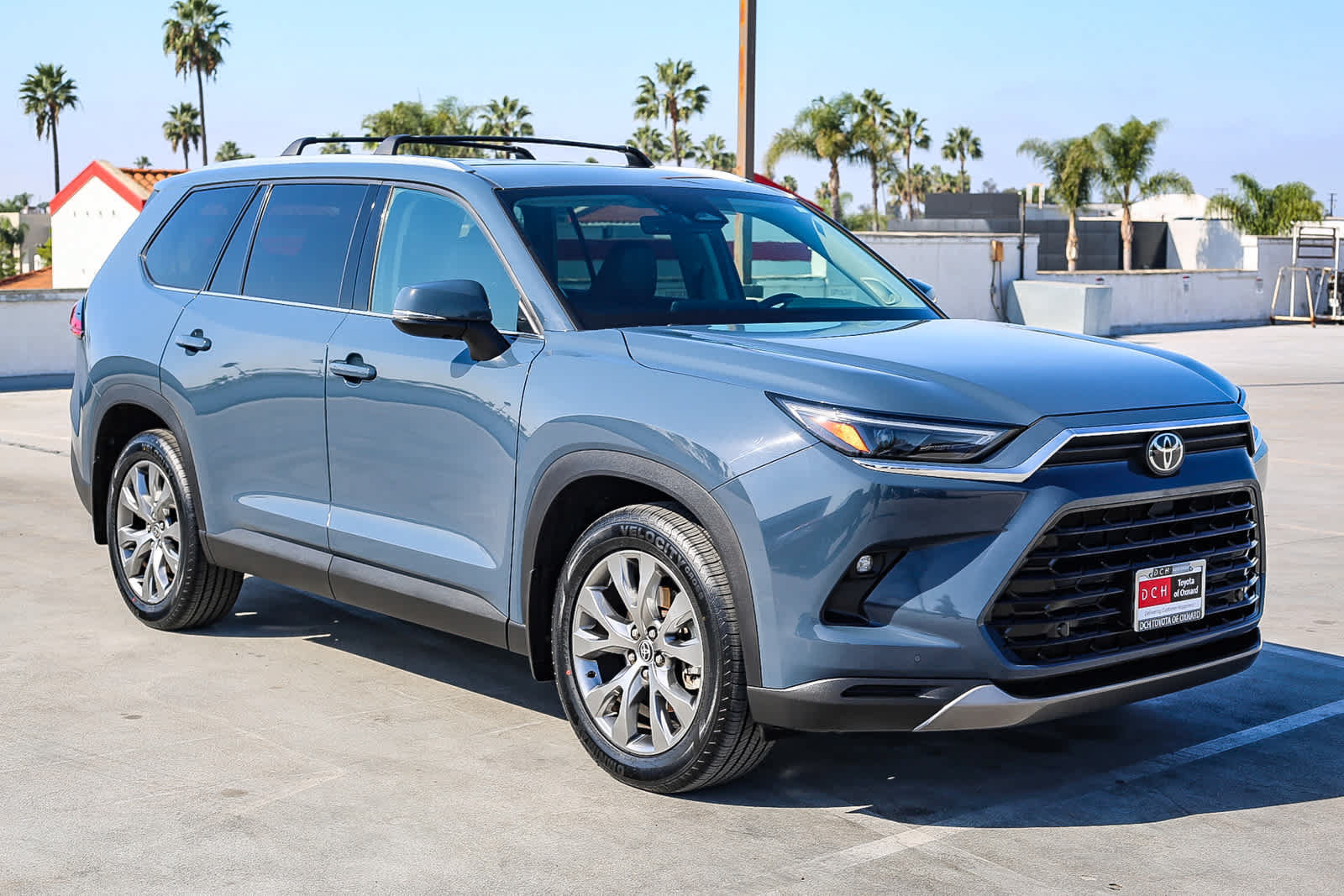 Used 2024 Toyota Grand Highlander AWD image 4