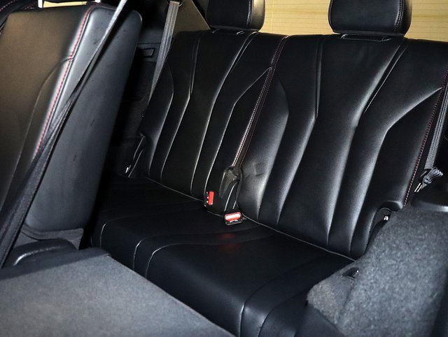 Used 2025 Acura MDX A-Spec image 14