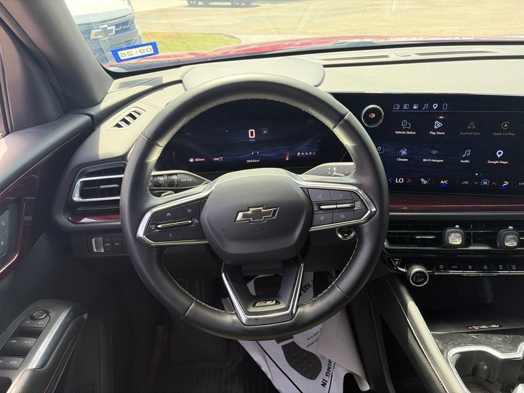 Used 2024 Chevrolet Traverse Z71 w/ LPO, Floor Liner Package AWD/4WD image 9