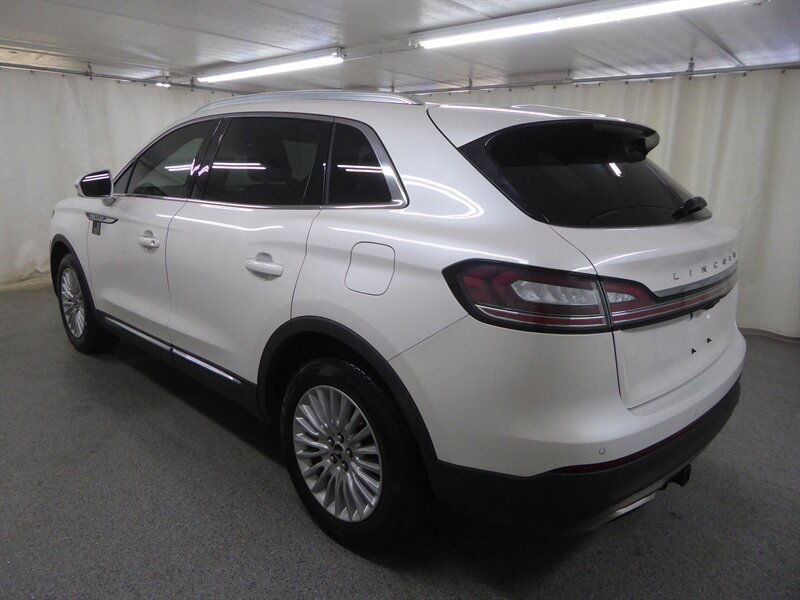 Used 2019 Lincoln Nautilus FWD image 5