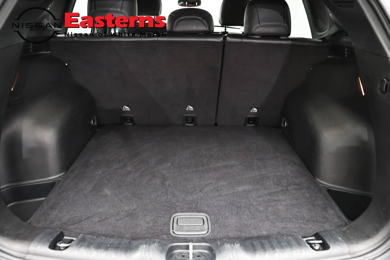 Used 2025 Jeep Compass Limited AWD/4WD image 9