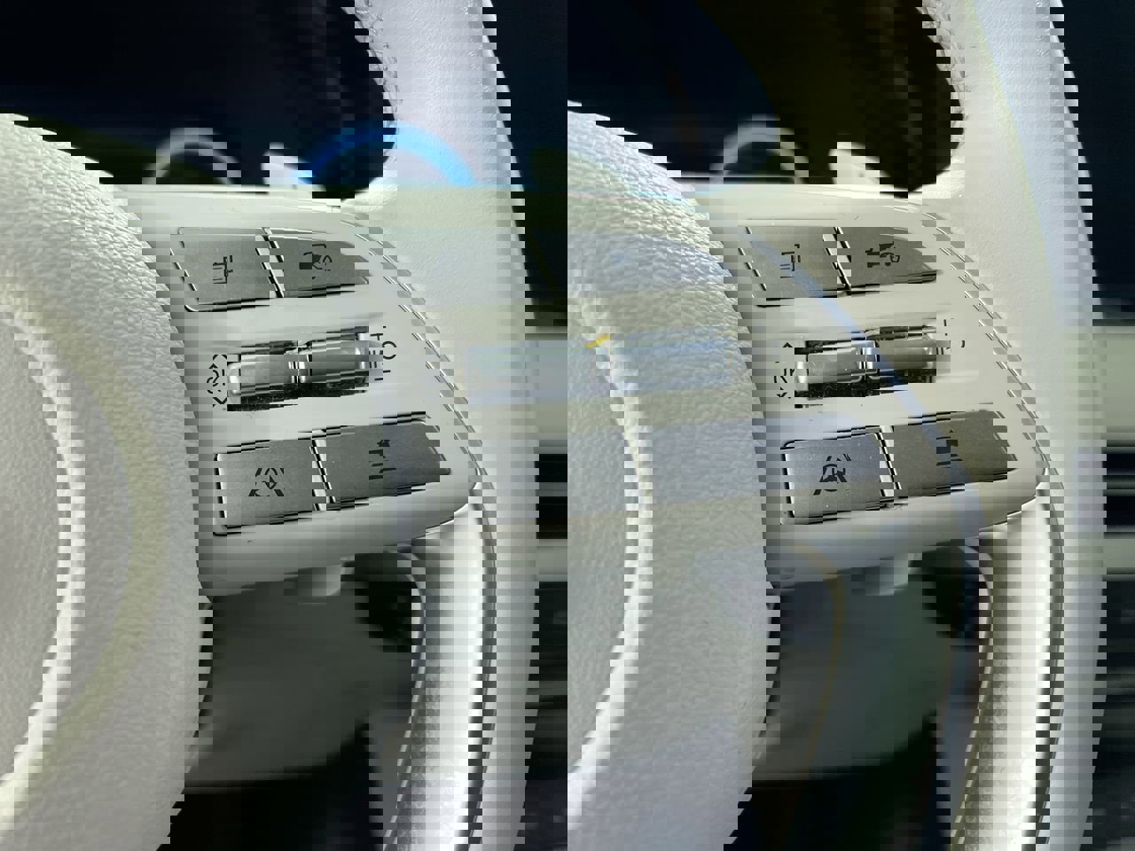 Used 2023 Hyundai Palisade Limited w/ Cargo Package image 17