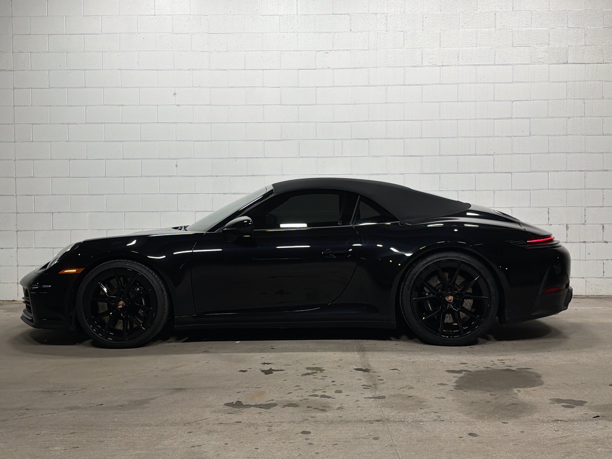 Certified 2026 Porsche 911 Carrera S RWD image 2