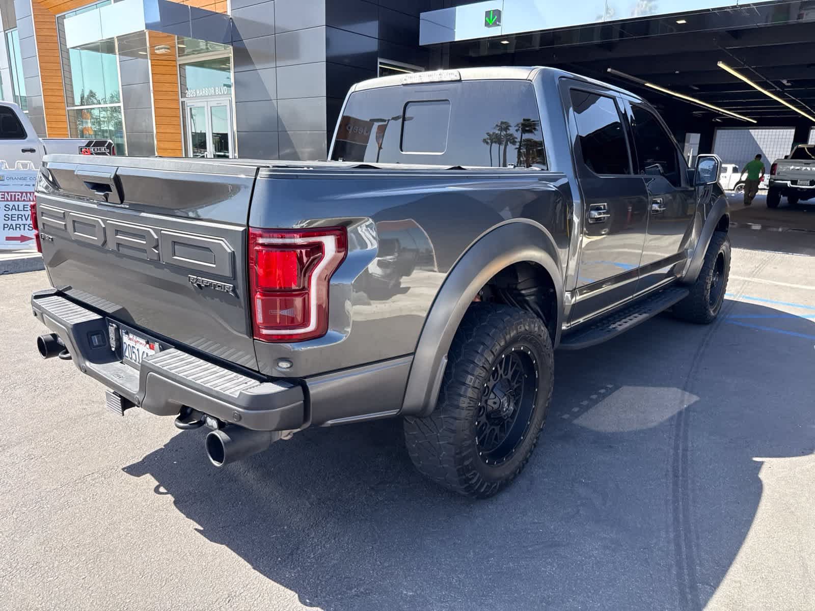 Used 2020 Ford F150 Raptor w/ Equipment Group 802A Luxury AWD/4WD image 12
