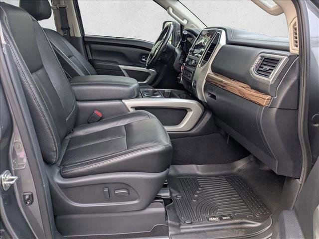 Used 2020 Nissan Titan SL w/ Moonroof Package image 19