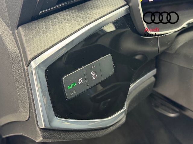 Certified 2025 Audi Q3 2.0T Premium image 30