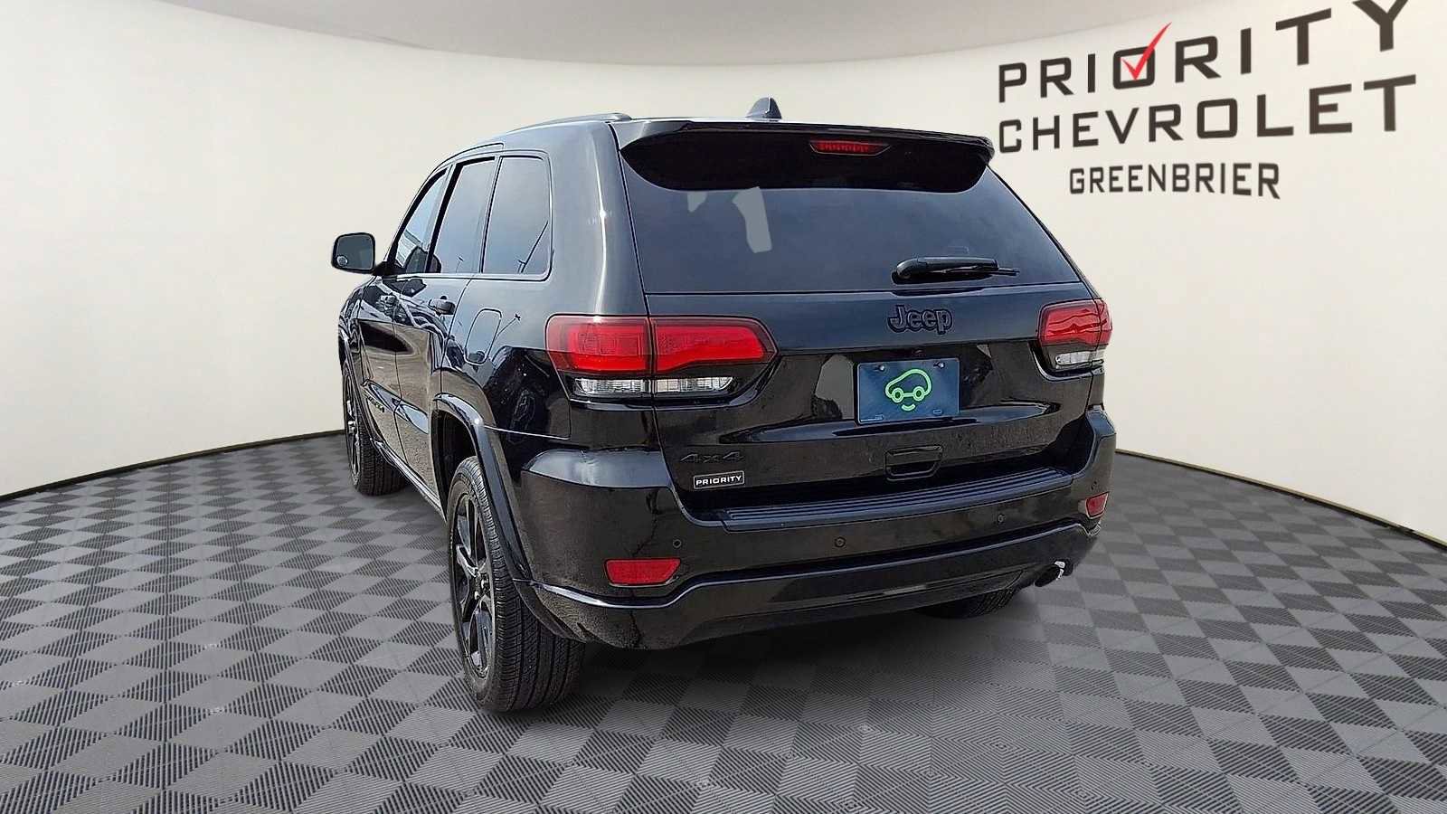 Used 2022 Jeep Grand Cherokee Laredo X image 7