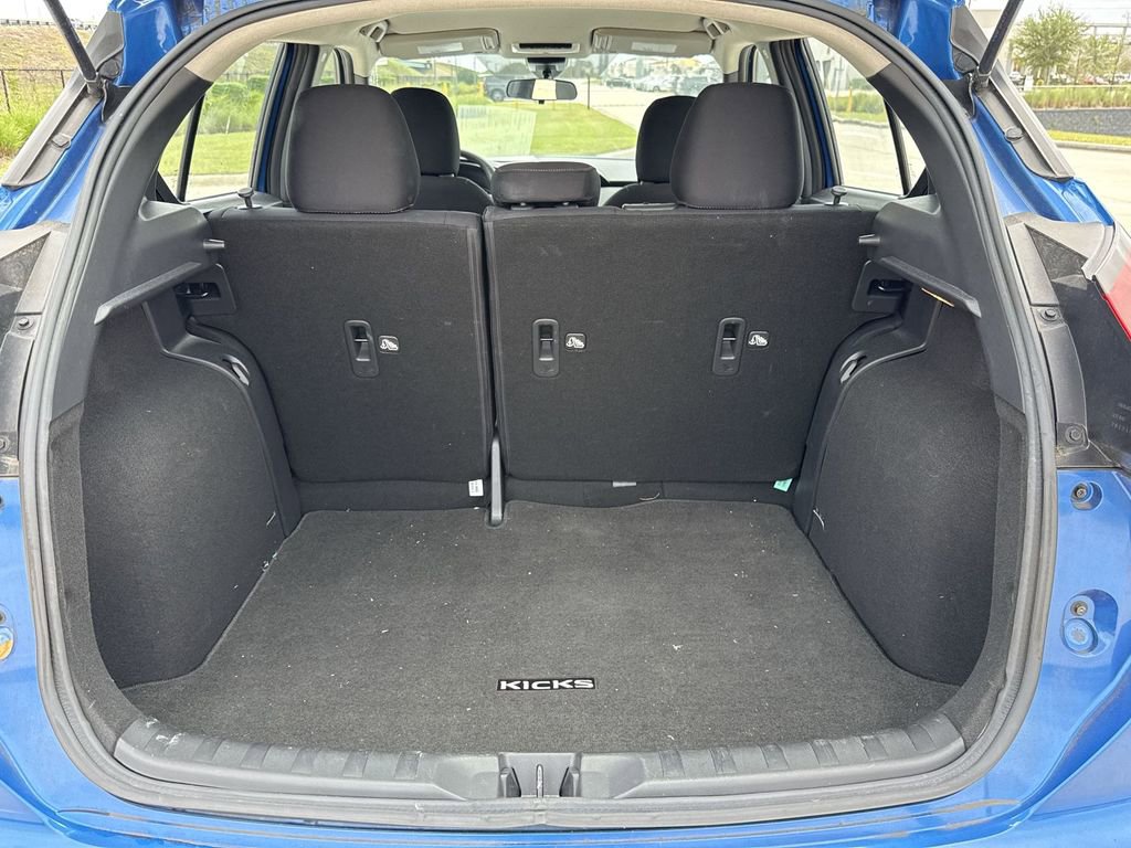 Used 2022 Nissan Kicks SR image 13