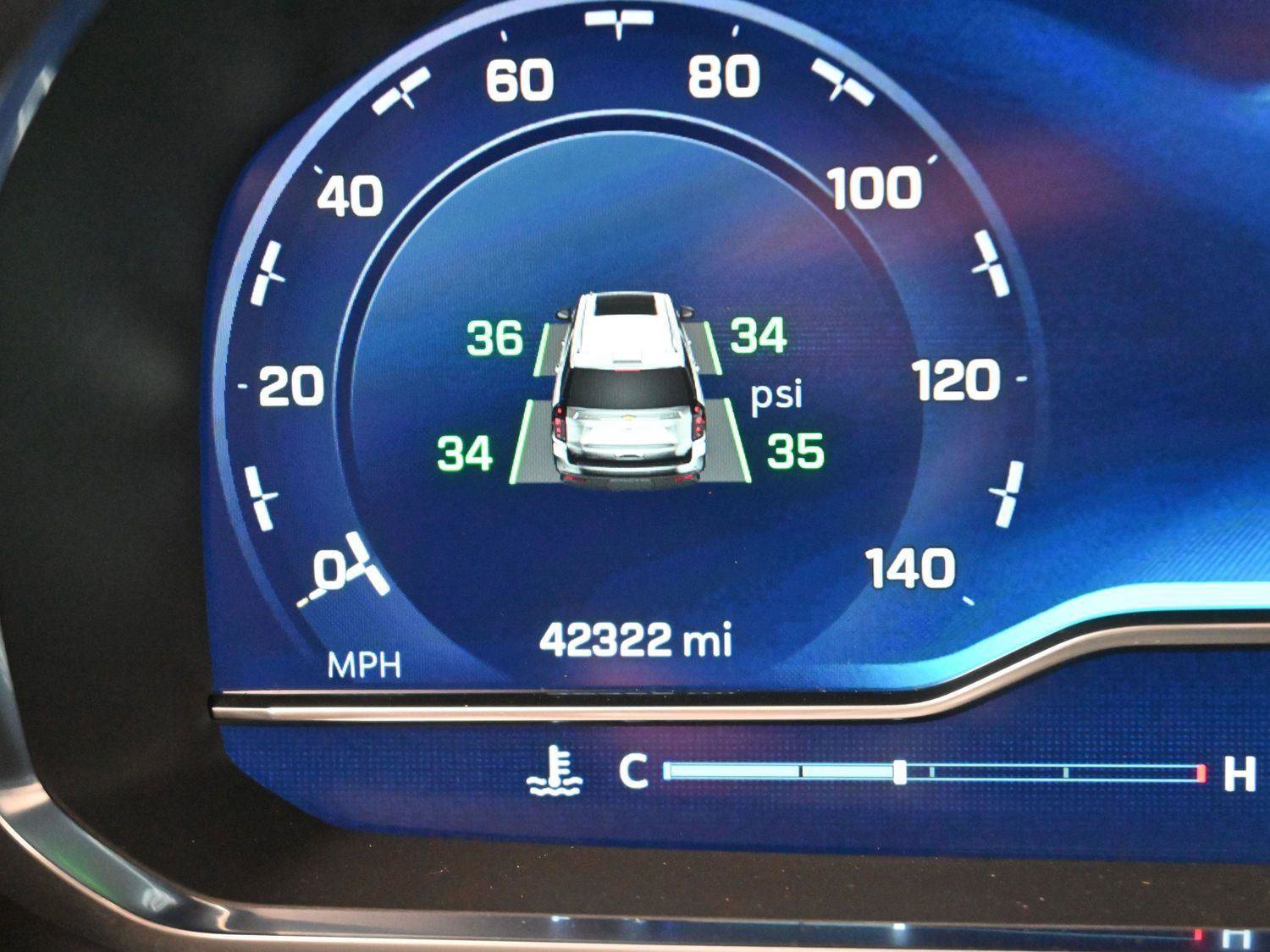 Used 2022 Chevrolet Suburban High Country image 23