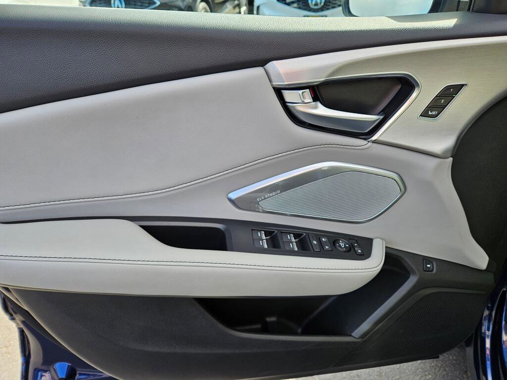 Used 2024 Acura RDX w/ Technology Package image 27