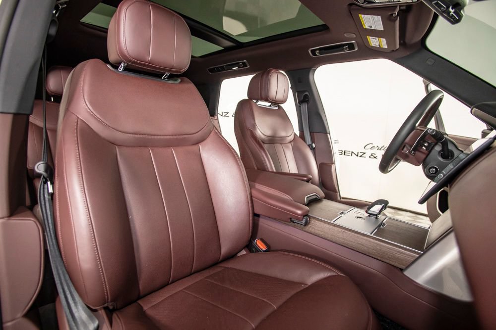 Used 2024 Land Rover Range Rover SE AWD/4WD image 16